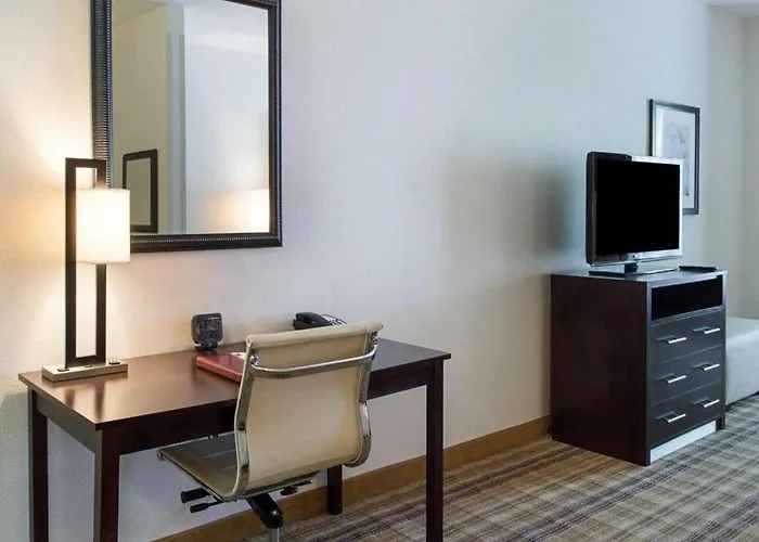Comfort Suites Mandeville