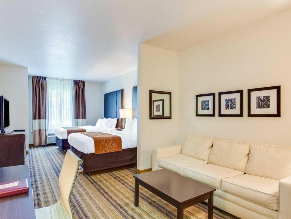 Comfort Hotel Mandeville
