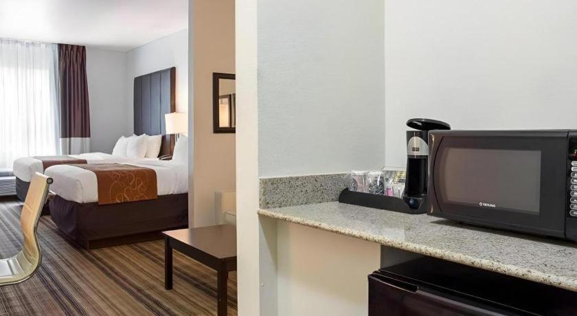Comfort Hotel Mandeville