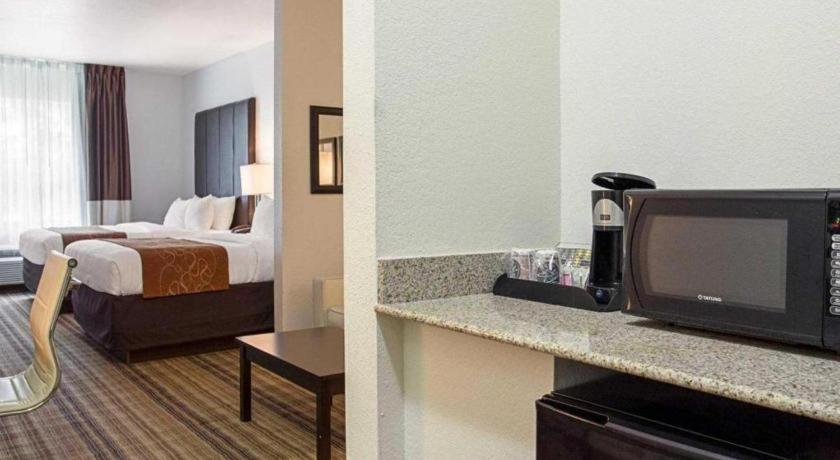 Comfort Hotel 2*