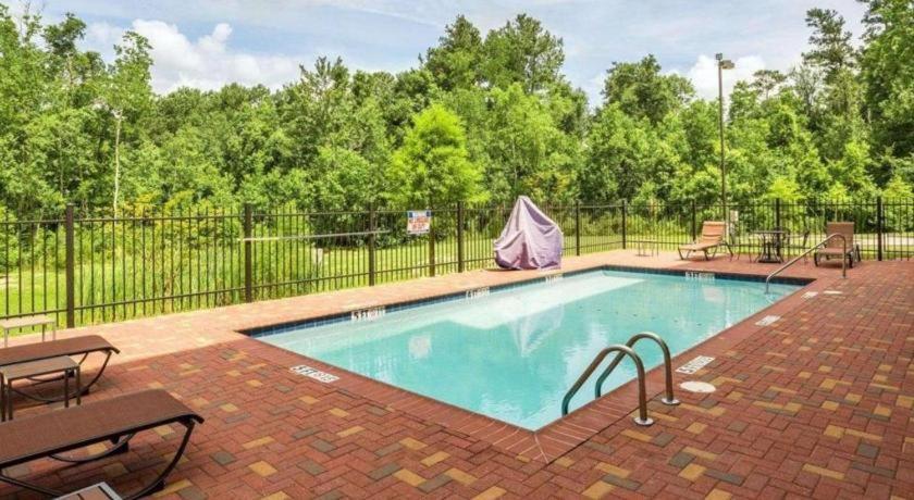 Hotel Comfort - Covington
